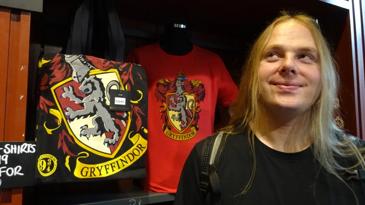 Gleis Neundreiviertel